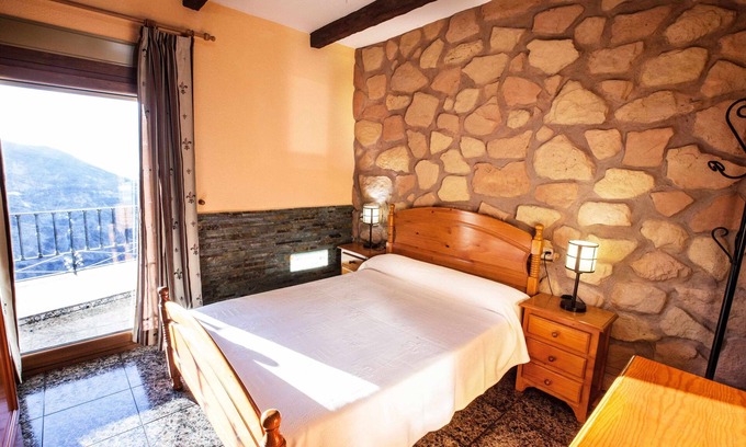 Mecina Bombaron Apartamento | Aloj. Rural El Castillo 4 personas Spa y piscina