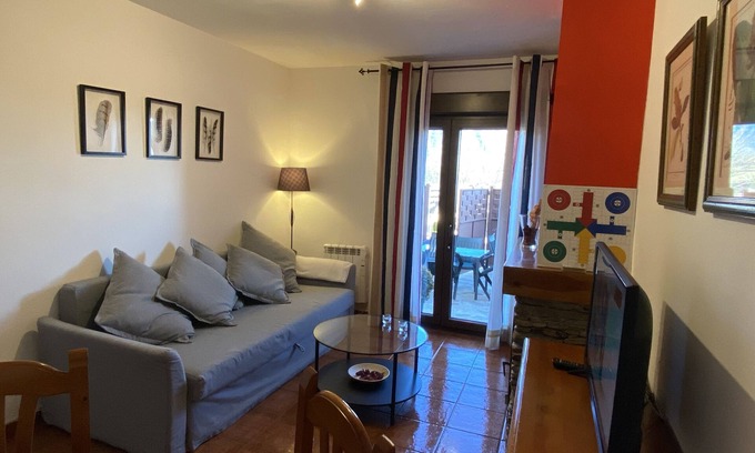 Montejo de la Sierra Cabaña | Casa rural Avena, terraza, BBQ, chimenea, wifi, Hayedo de Montejo