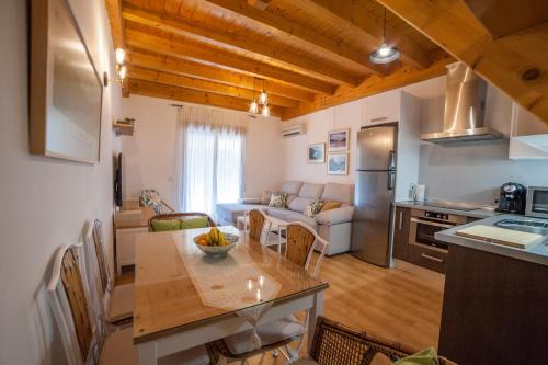 Arroyo Frio Apartamento | Alojamiento Aguilar, con cargador de vehículo eléctrico
