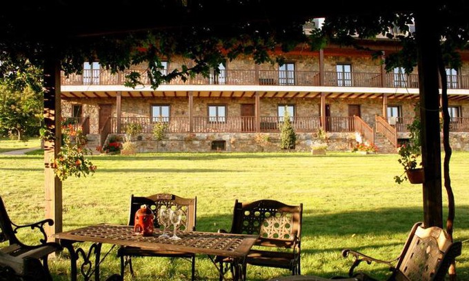 Villar de Otero Hotel | Alojamiento en entorno rural Los Trobos