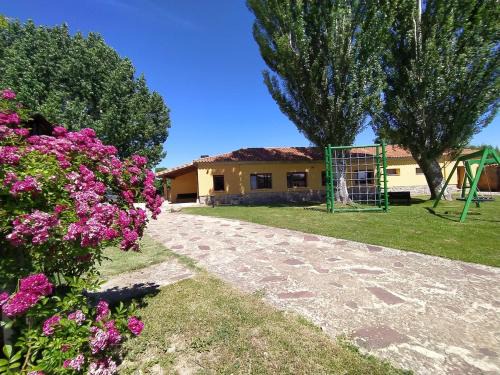 Noviercas Casa | Alojamiento Rural La Arboleda