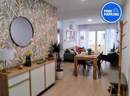 Camino de Ronda Apartamento | Alojamientos Cayetino, parking gratuito