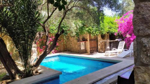 Los Dolores Cama Y Desayuno | Alojamientos La Casa de Piedra