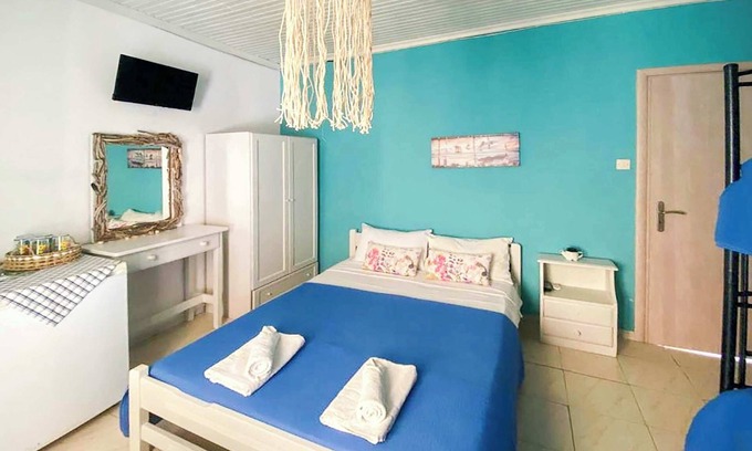 Patitiri Condominio | Alonnisos Beachfront Nest - Cozy Summer Gem