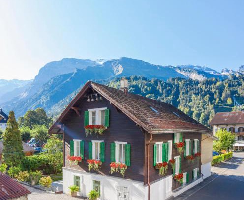 Engelberg Apartamento | ALP APARTMENTS centre location with traditional design and self check-in