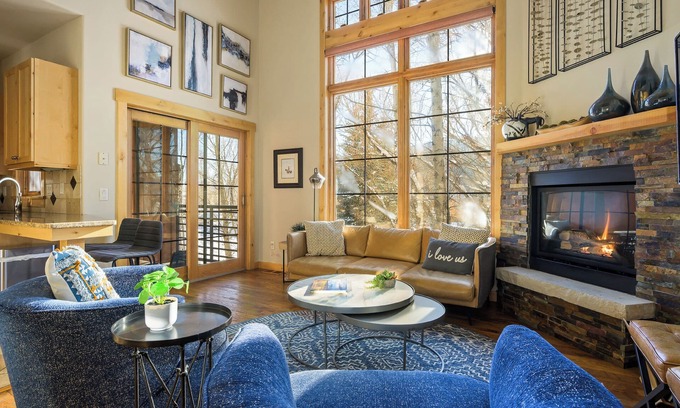 Downtown Steamboat Springs Casa | Alpen Glow Row House 5 | Air Conditioning | Downtown Steamboat