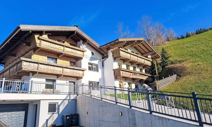 Gerlosberg Apartamento | Alpenblick by Interhome