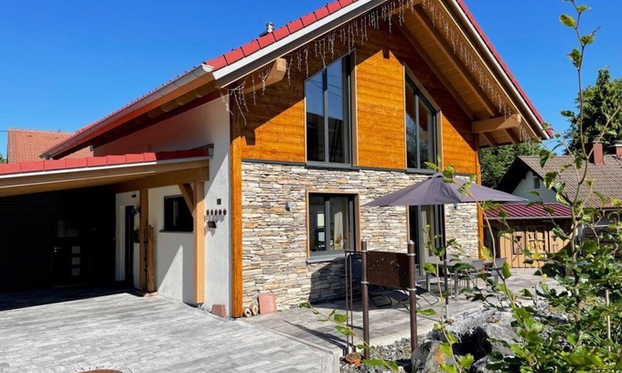 Oberzollhaus Casa | Alpenchalet Allgäu - vacation home, shower or bath, WC, 2 bedrooms