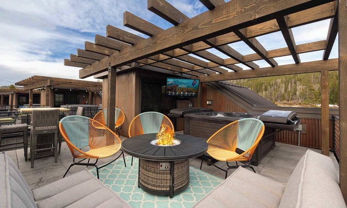 Winter Park Chalet De Esquí | Stylish 4BR chalet w/ rooftop deck & views