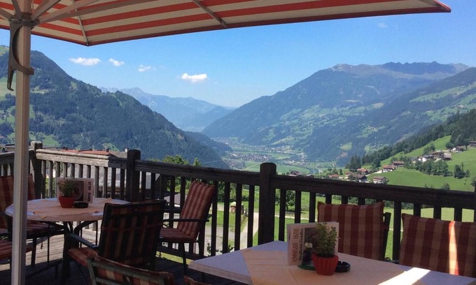 Hainzenberg Hotel | Alpenwohlfühlhotel Dörflwirt