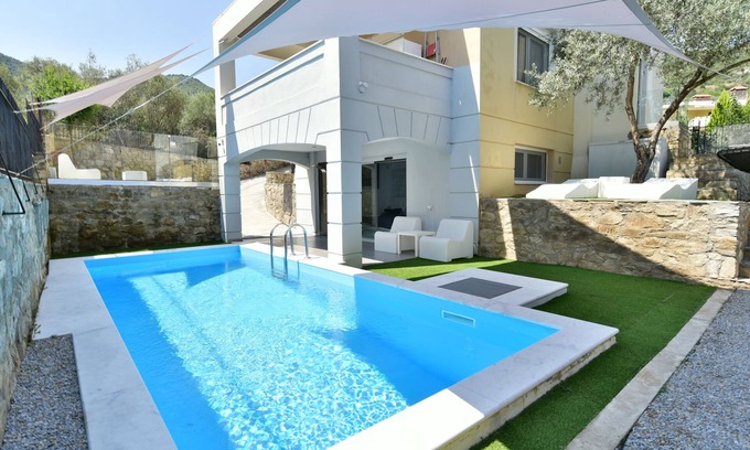 Palaio Tsifliki Apartamento | Suite Alpha Delta Pool