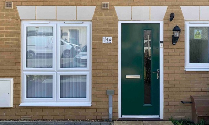 Sittingbourne Casa | Alpha, En-suite, City Centre, Sittinbourne Kent