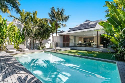 Byron Bay Casa | Alpha Luxe - Pet Friendly Luxury Home and Heated Pool
