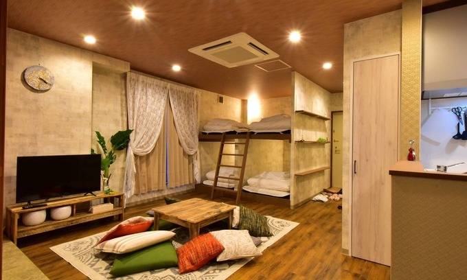 Kamei Cho Apartamento | Alphabed Takamatsu Central Park 101 Special ro / Takamatsu Kagawa