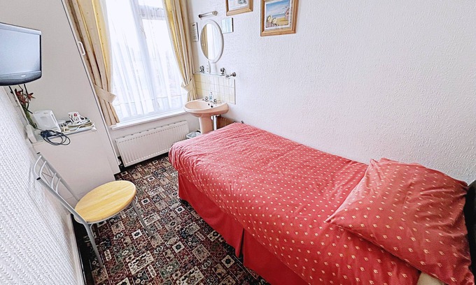 Cleethorpes Casa | Alpin Guest House
