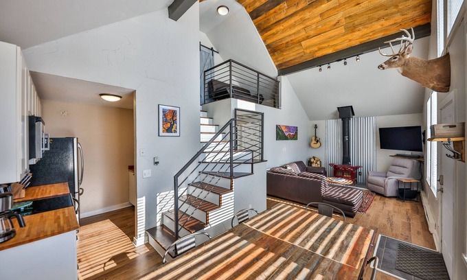 Granby Cabina | Alpine Cabin: Hot Tub, Steam Shower & Nearby Skiing