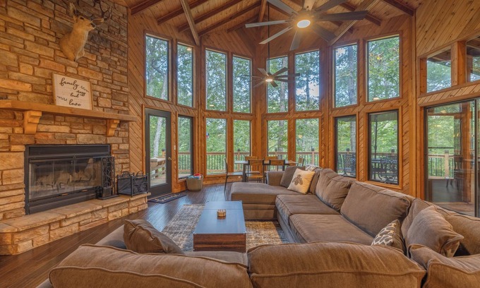 Innsbrook Chalet De Esquí | Alpine Have by Innsbrook Vacations!