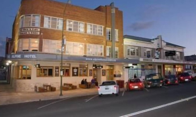 Cooma Hotel | Alpine Hotel