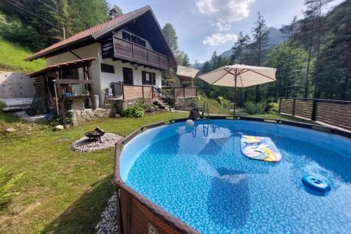 Gorenja Trebusa Apartamento | Alpine House Naturalina - Happy Rentals