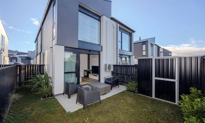Albert Town Apartamento | Alpine Junction Townhouse Apartments