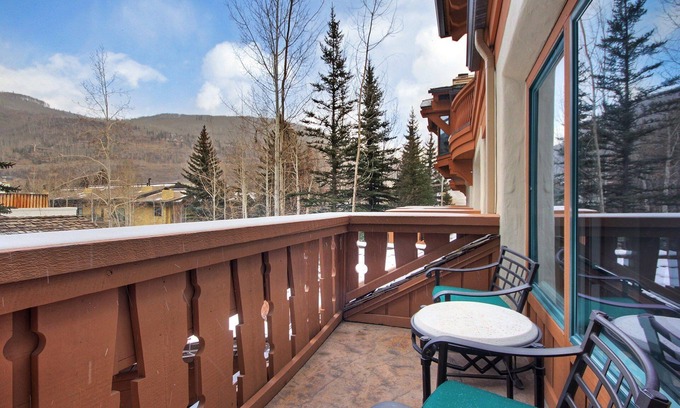 Vail Apartamento | Alpine Luxury Room | 2 Queen Beds | On-site Pool!