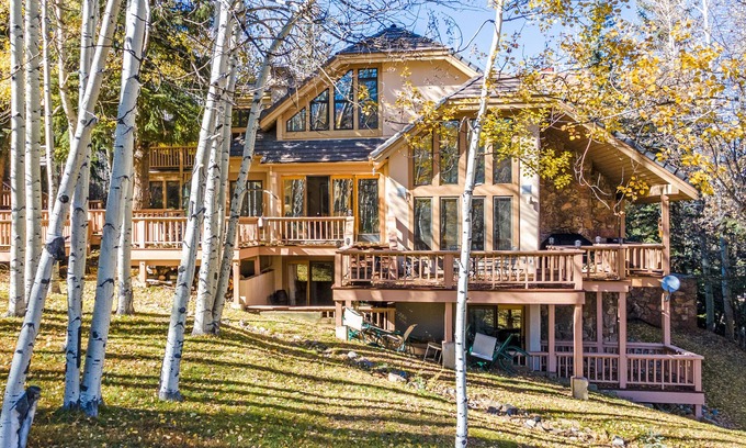 Beaver Creek Casa | ALPINE MANSION, 8BR + LOFT BR SLEEPS 24 HUGE 8000 sq ft EXCLUSIVE BEAVER CREEK!