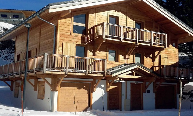 Chamrousse Chalet De Esquí | Precioso chalet en Chamrousse con TV