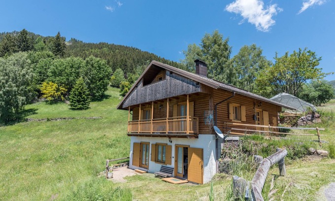 Palu del Fersina Casa | Casa de vacaciones alpina "Baita Serpillo" con vistas a la montaña únicas y jardín privado