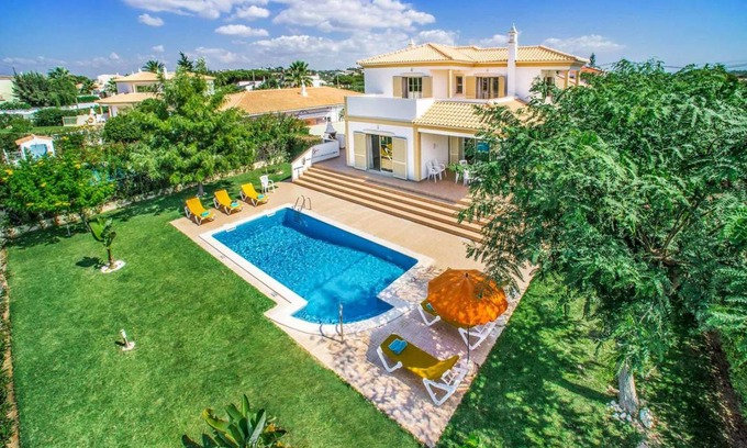 Castelo Villa | 200 m² Villa ∙ 4 habitaciones ∙ 8 personas