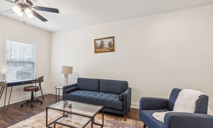 Clarksville Apartamento | Alto I5 I Corporate Apartment I Pool I Gym