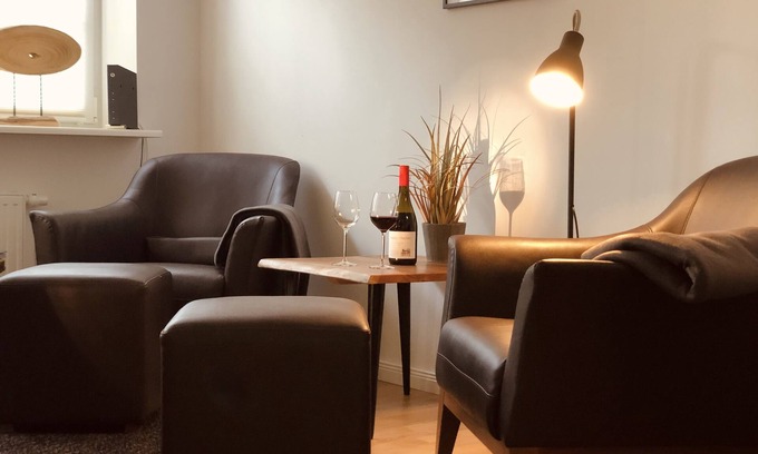 Friedrichstadt Casa | Altstadthus - Gemütliches Ferienhaus mit Gärtchen