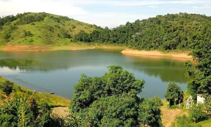 Igarata Hotel | Finca en alquiler en Igaratá – Fondo para la Represa Jaguari