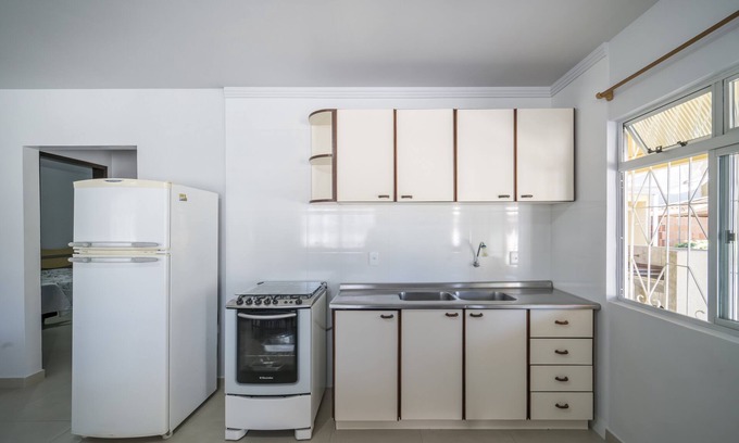 Bombas Casa | Aluguel Casa 2 Quartos para 8 Pessoas - 503A