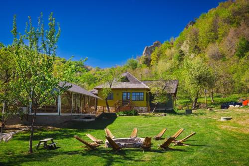 Colti Casa | Alunis RETREAT