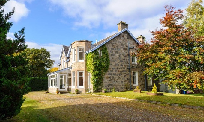 Newtonmore Casa | Alvey House