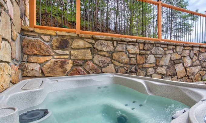 Gatlinburg - Pigeon Forge Cabina | Always an Adventure by Jackson Mountain Rentals