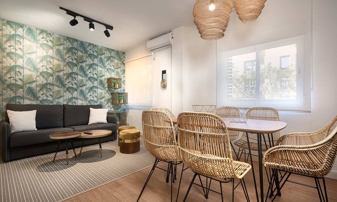 San Roque Apartamento | Amador de los Rios Free Parking Gratis