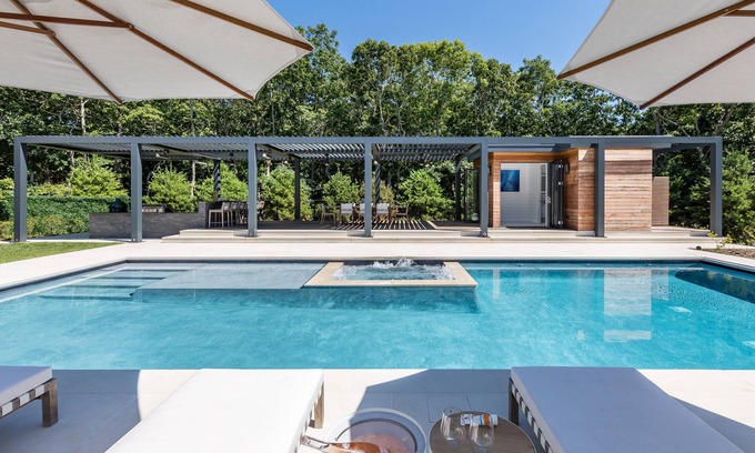 Amagansett North Casa | Amagansett Beach Estate with Award Winning Outdoor Amenities