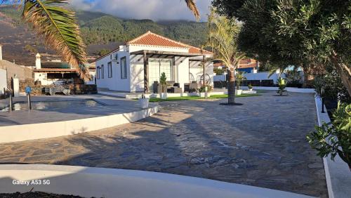 Las Manchas Casa | Amalava