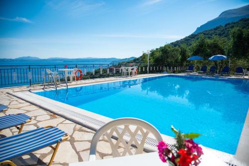Nisaki Apartamento | Amalia Complex
