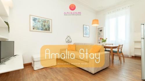 Quinto al Mare Apartamento | Amalia Stay, sea front and 50 meters from the Station