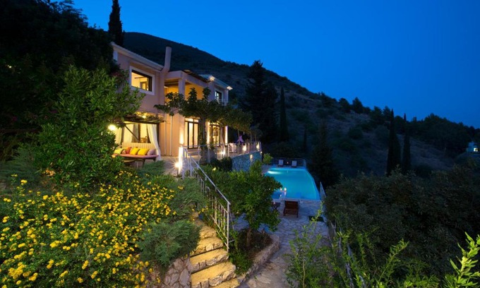 Nidri Casa | Amalia Villas