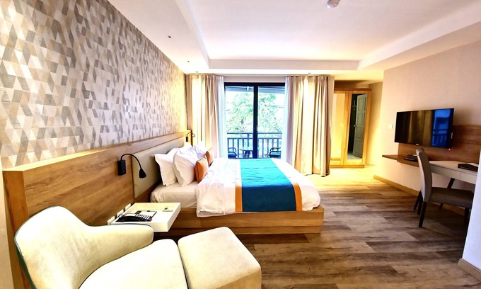 Patong Hotel | Amalthea Hotel