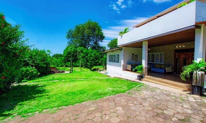 San Cristóbal Apartamento | AMANCAY HOUSE: Suites y Habitaciones ! Piscina, Jacuzzi y Movilización Confort.