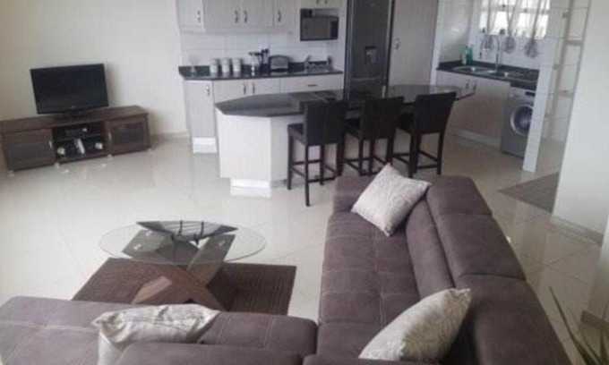 Kingsborough Apartamento | Amanzimtoti Beach facing airbnb
