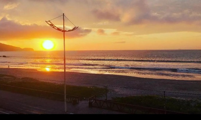 Gravata Apartamento | AMAR O MAR - Apto frente mar. Prox. Parque Beto Carrero