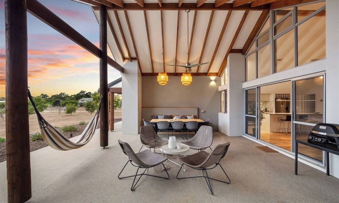 Quindalup Casa | Amaroo—Luxe Hinterland Farmhouse + Studio