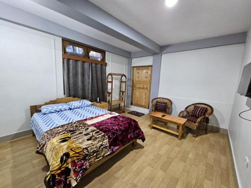 Tawang Casa | Amaze PY Homestay