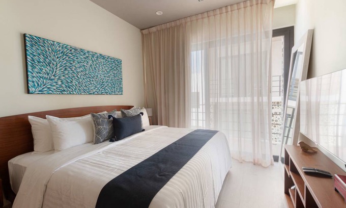 Zazil-ha Apartamento | Amazing 1BR penthouse with private rooftop pool in #1 location 150m away from the beach
