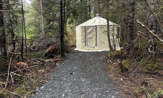 Bear Creek Alquiler De RV | Amazing 1-bedroom yurt in Seward